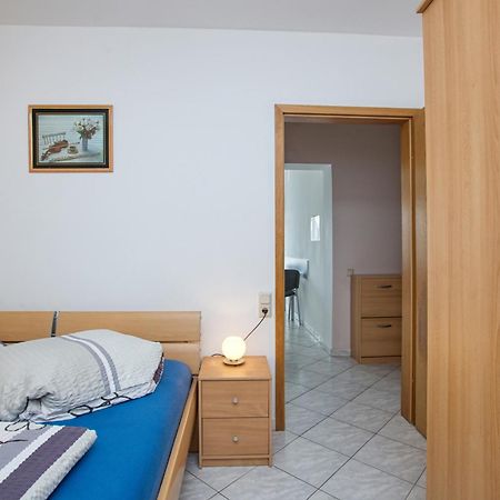 Apartments With A Parking Space Vodice - 6178 Rum bild